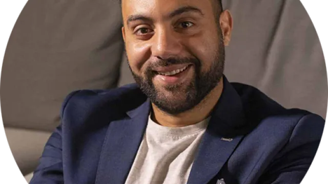 Mustafa Alio