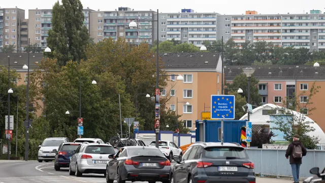 [DE Copy] PRIO-043_BG_frankfurt_manuel-frauendorf-fotografie_IMG_5824.png
