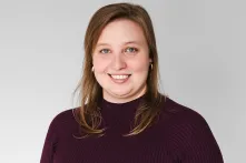 Olga_Komorowski_headshot_657_800px.png