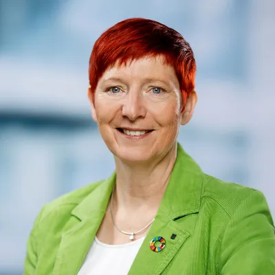 Anja Leetz