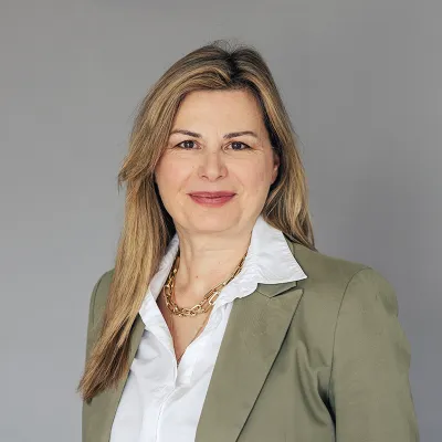 Hagen_Claudia_01.png