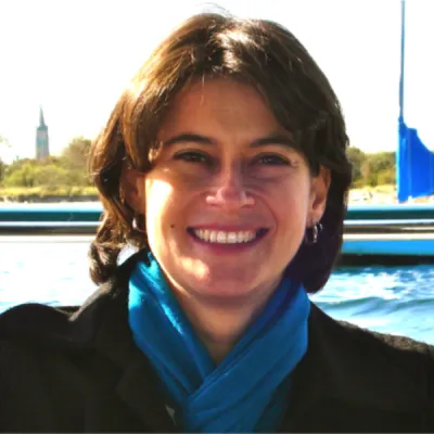 Ángela Franco-Calderón 