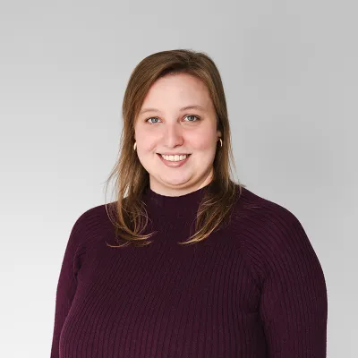 Olga_Komorowski_headshot_657_800px.png